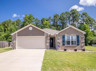 204 Crossing Pl, Bryant, AR 72022