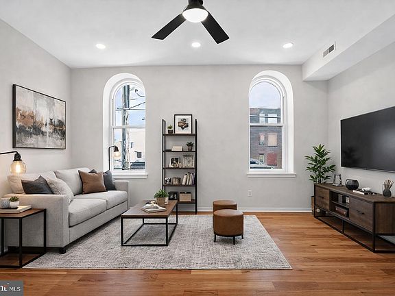 4th image of 1326-28 N 5th St #5
