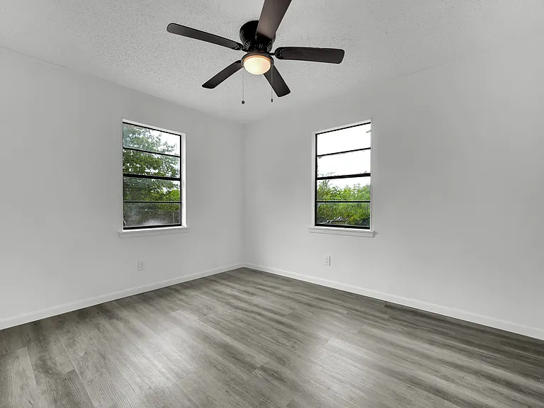 161 Country Ln #1135-B — Photo 12