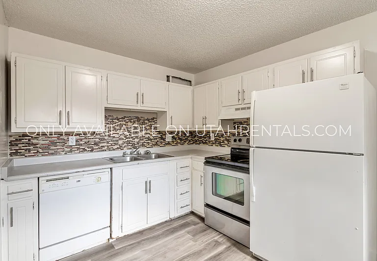 539 Swenson Ave #3 — Photo 6
