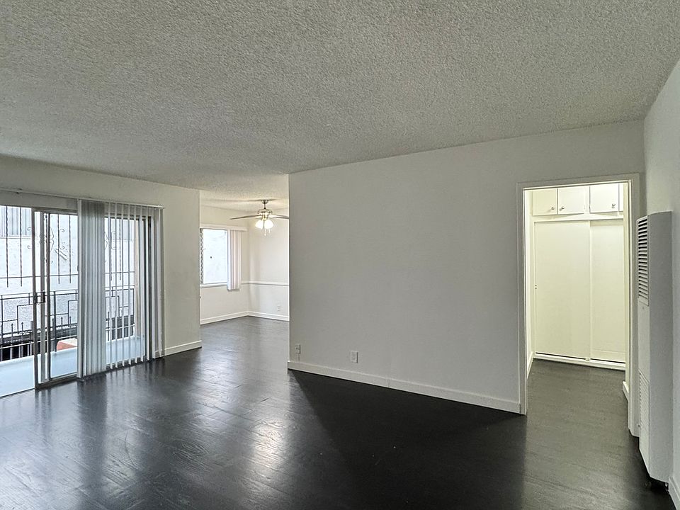 Unit Entrance