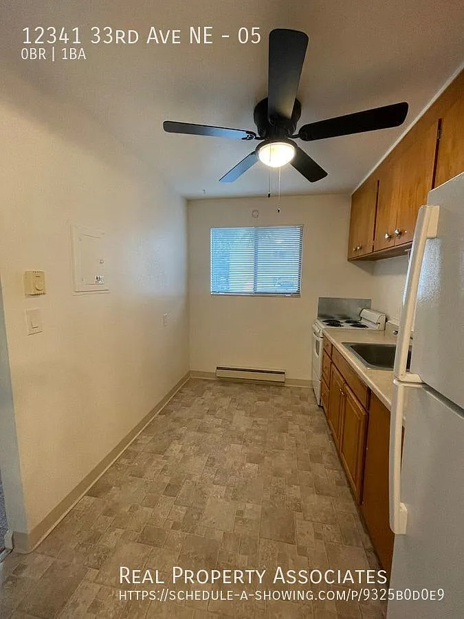 Pet Friendly, Affordable Studio, Available NOW! — Photo 2