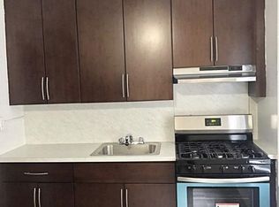 2510 30th Rd APT 1C, Astoria, NY 11102