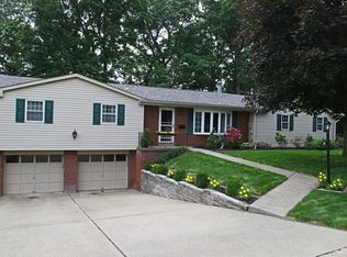 102 Point Vue Dr, Pittsburgh, PA 15237