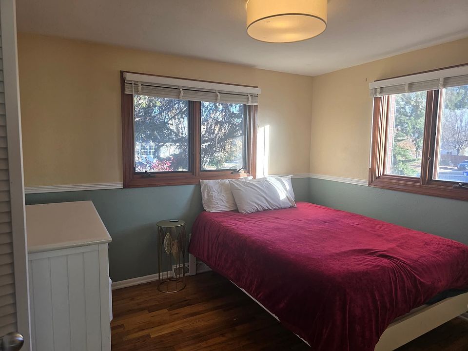 Bedroom Available (furniture can be included for extra deposit)