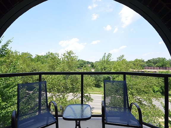 4th image of 2100 Lee Hwy APT 546