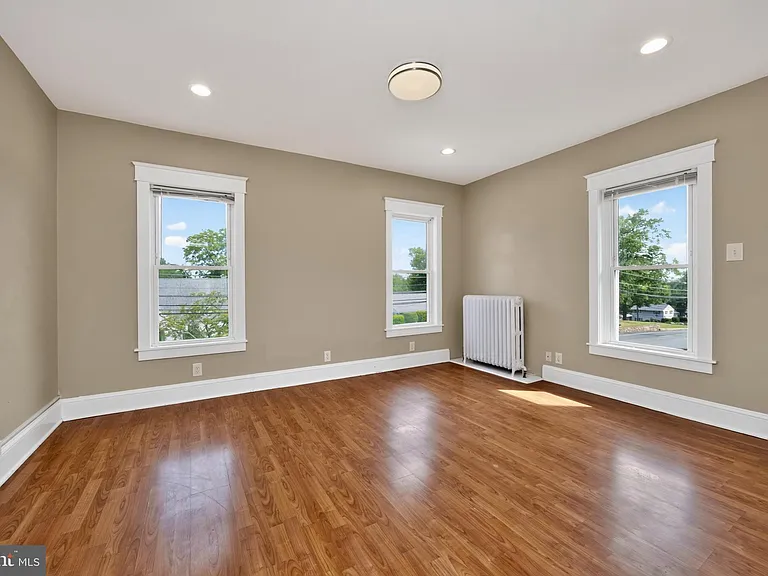 855 N Pleasant View Rd — Photo 29