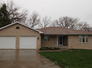 1608 Alaska Cir, Norfolk, NE 68701