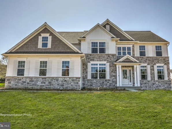122 Lightfoot Ln, Dillsburg, PA 17019