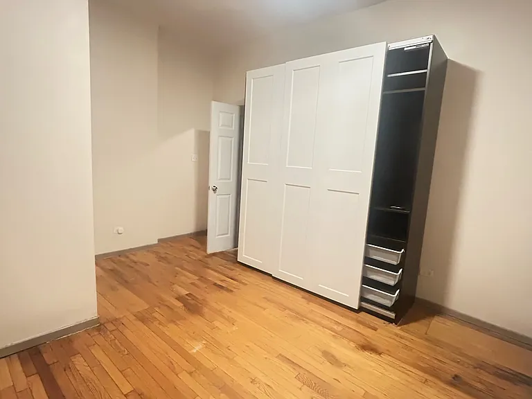 3819 S Wabash Ave #1 — Photo 8