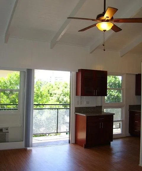 1060 Lunalilo St #E — Photo 7