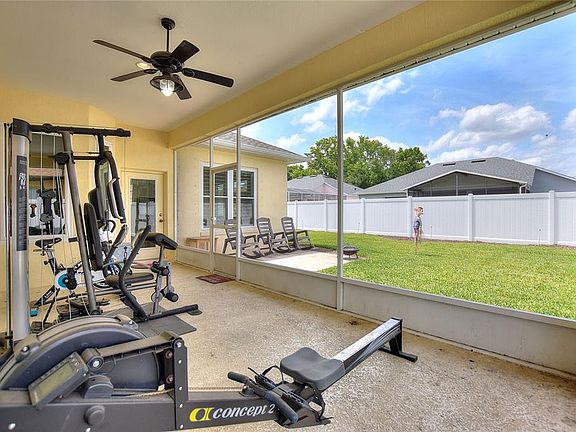 4th image of 126 Southern Pine Way