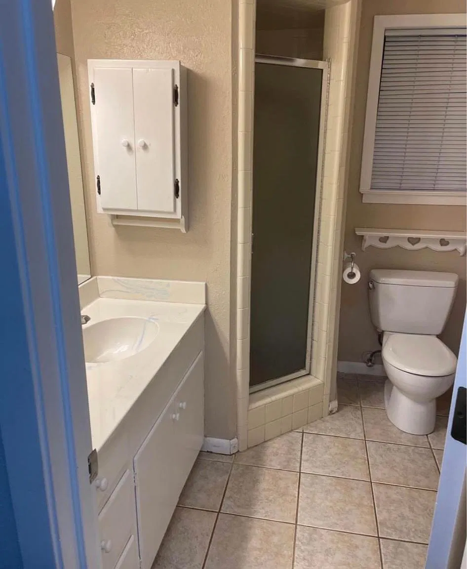 2317 Hill N Dale Dr — Photo 4