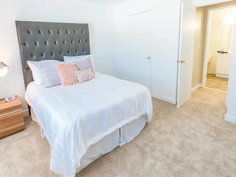 Glen Meadow Apartments — Photo 8