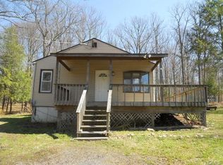 652 Lakewood Rd, Shawangunk, NY 12566