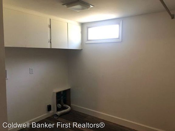 3rd image of 724 S 1st Ave