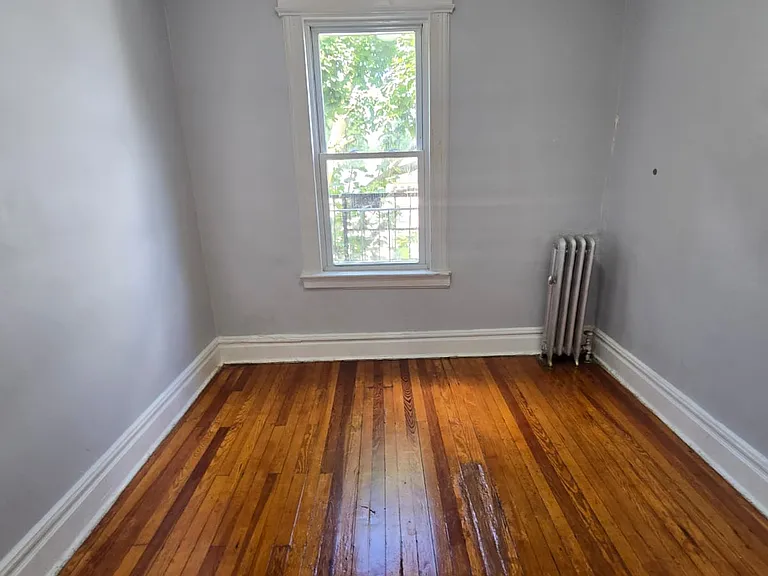 21 Vail St #3R — Photo 11