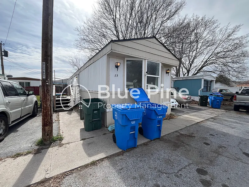 925 Wilson Ave #23