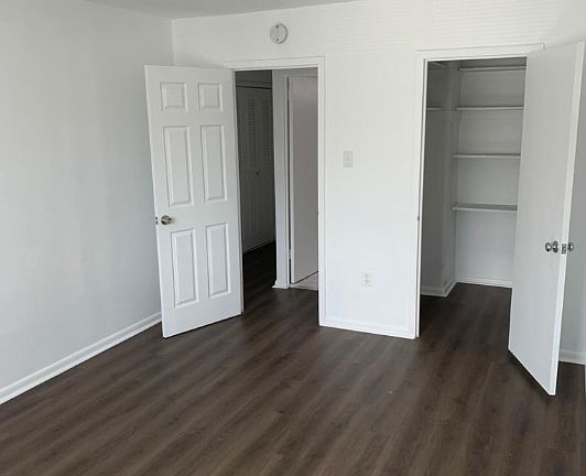 5th image of 1001 Kings Hwy N APT 201