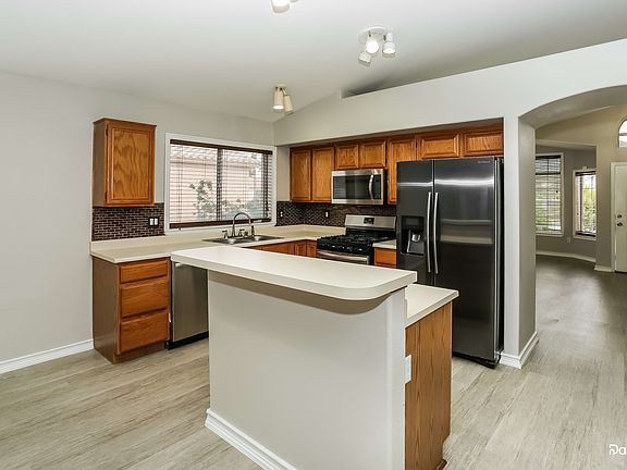 3rd image of 1715 Watercreek Dr