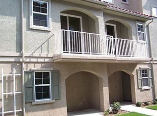 367 Larmon Loop, Santa Paula, CA 93060