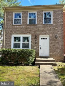 6310 Draco St, Burke, VA, 22015