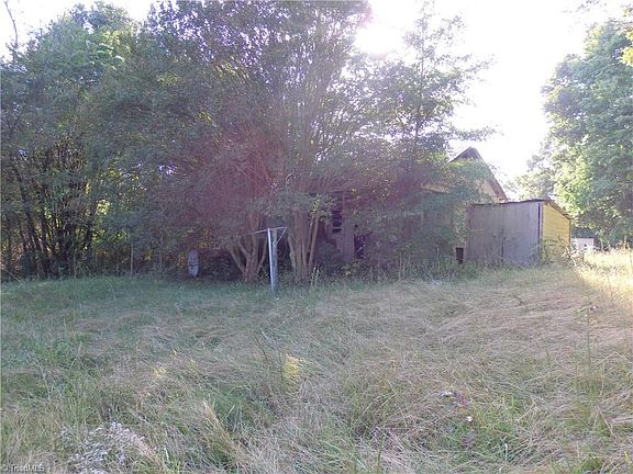 5th image of 341 Sunrise Ave