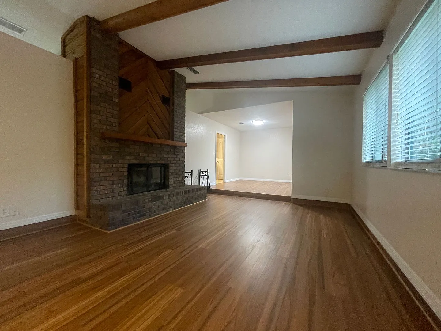 Charming Home in Sought-After Hidden Oaks Community — Photo 2