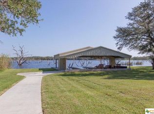 108 Perdido Oaks Dr, Victoria, TX 77905