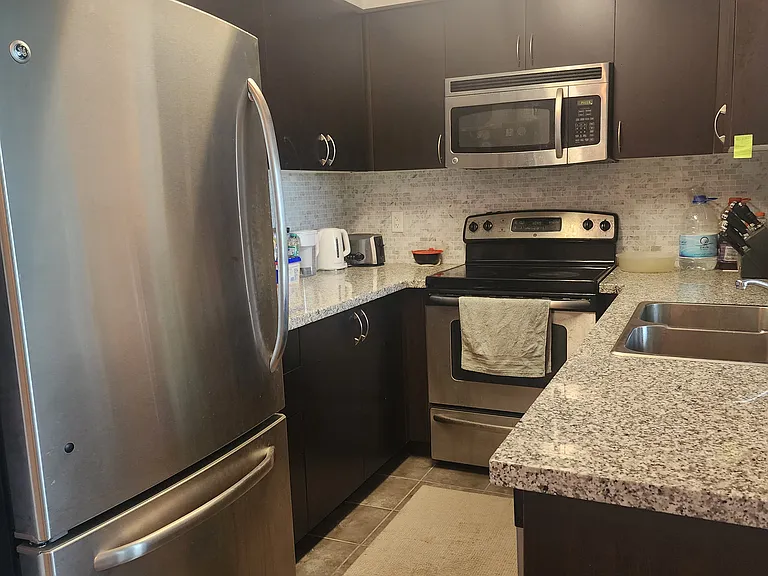4900 Glen Erin Dr #1601 — Photo 2