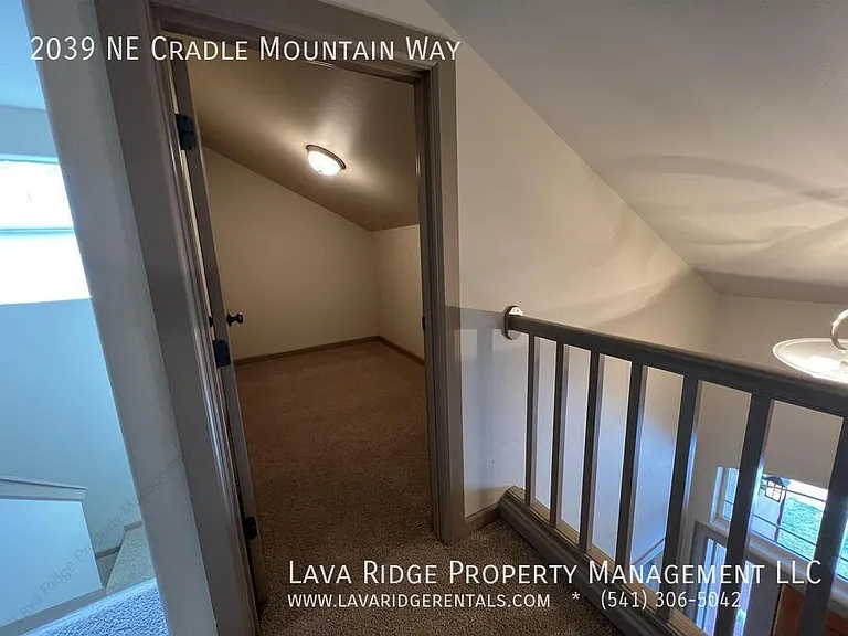 2039 Cradle Mountain Way — Photo 15