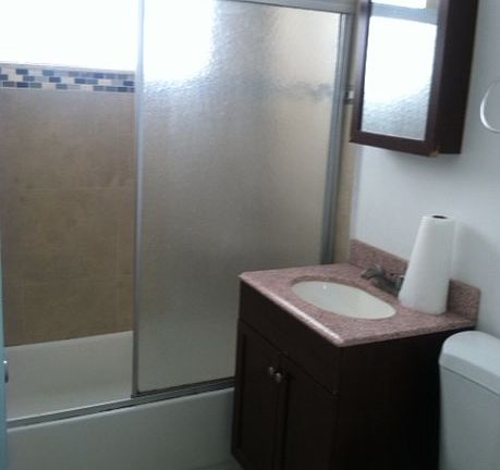 5th image of 920 NE 50th St
