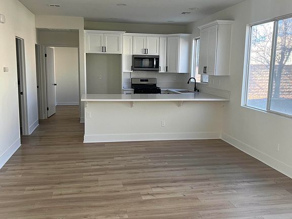 3rd image of 5853 Monterey Pl