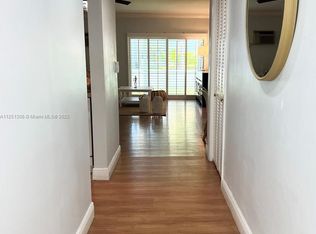 201 Sunrise Dr APT 102, Key Biscayne, FL 33149