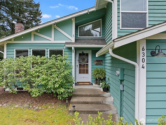 3rd image of 6304 255th Street Ct E