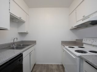 Mountain Lakes Apartments, Tucson, AZ 85713
