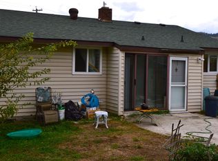 147 Oak Rd, Kamloops, BC V2B1K7