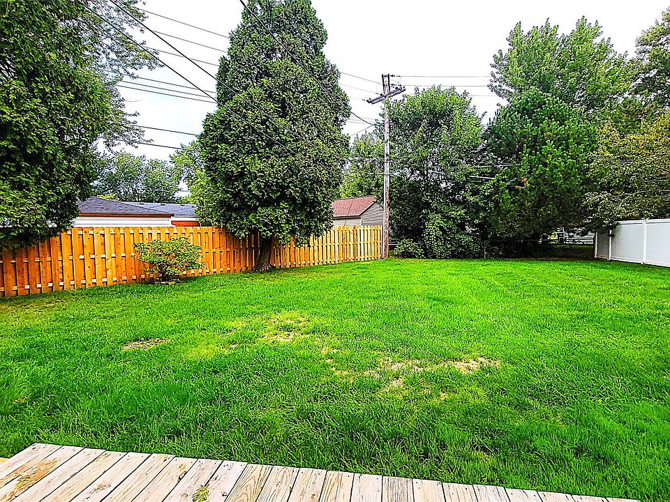 31784 Penn St, photo 26