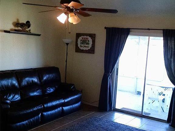 2nd image of 2907 Helmsley Dr