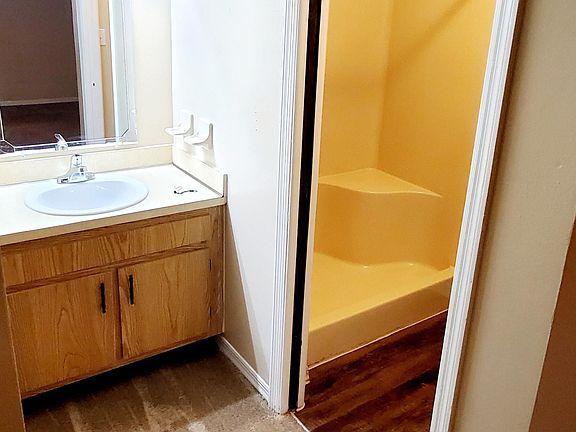 5th image of 1071 Ellen Ct #1071