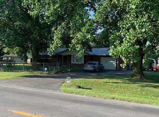 320 E Ault St, Oran, MO 63771