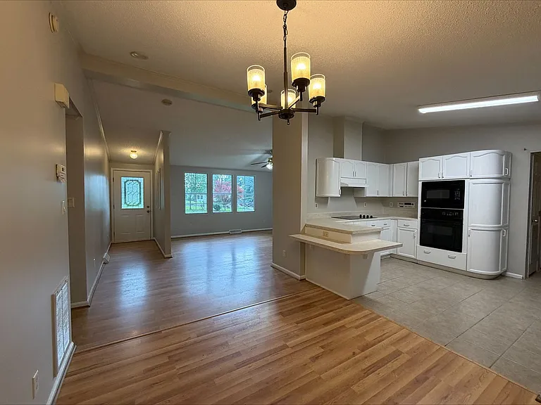 2761 Penny Park Dr — Photo 9