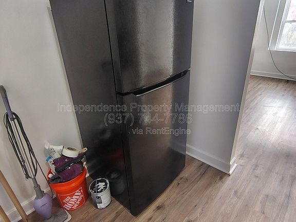 4th image of 408 N Wayne St #13