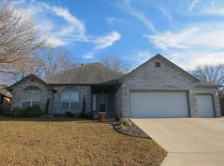 875 Northview Dr, New Braunfels, TX 78130