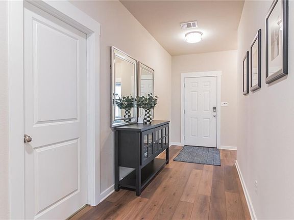 3rd image of 264 Trellis Blvd