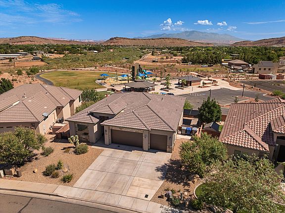 2nd image of 836 W Las Colinas Dr
