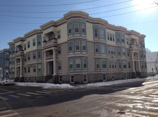 307 Merrimack St APT 6, Manchester, NH 03103