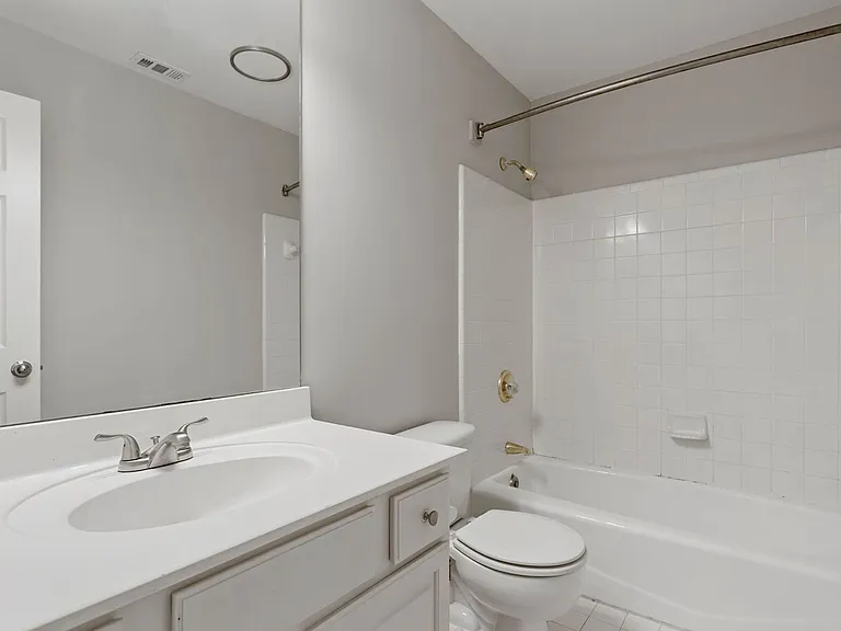 2031 Stone Brook Dr — Photo 27