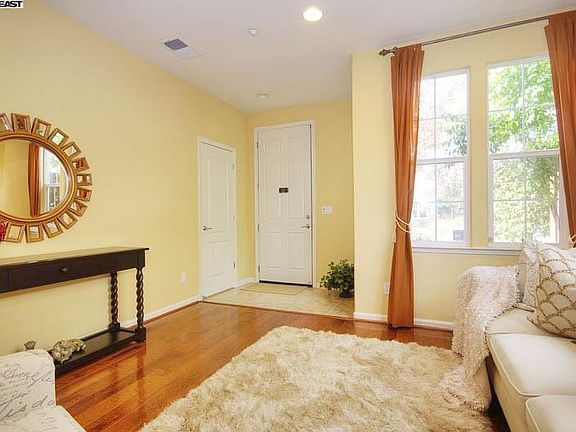 5th image of 34179 Soto Dr