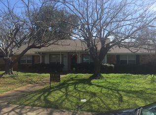 1517 Roman Rd, Grand Prairie, TX 75050